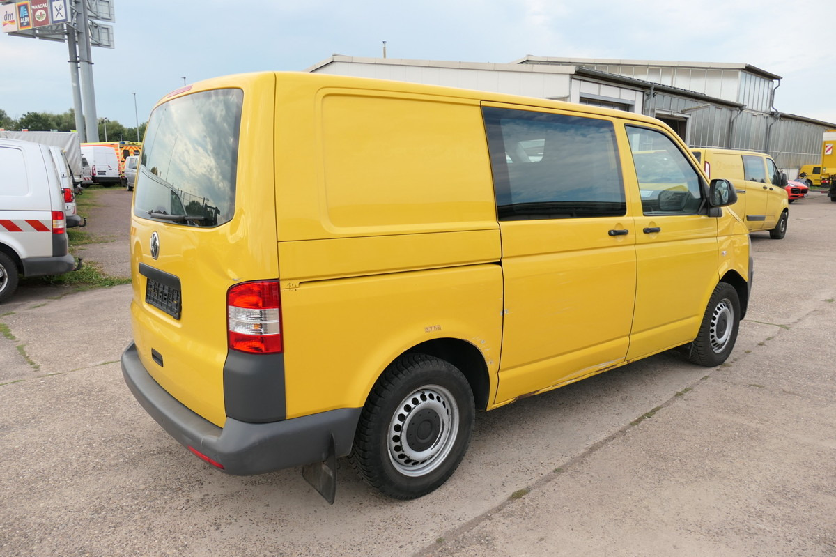 VW T5 Transporter 2.0 TDI 2xSCHIEBETÜR PARKTRONIK E - Легковой фургон: фото 4 VW T5 Transporter 2.0 TDI 2xSCHIEBETÜR PARKTRONIK E - Легковой фургон: фото 4