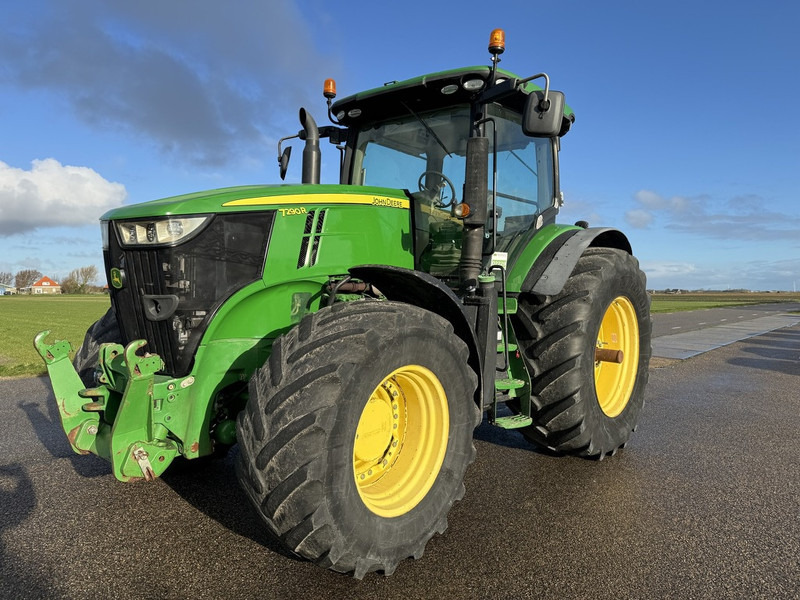 John Deere 7290R - Трактор: фото 1 John Deere 7290R - Трактор: фото 1