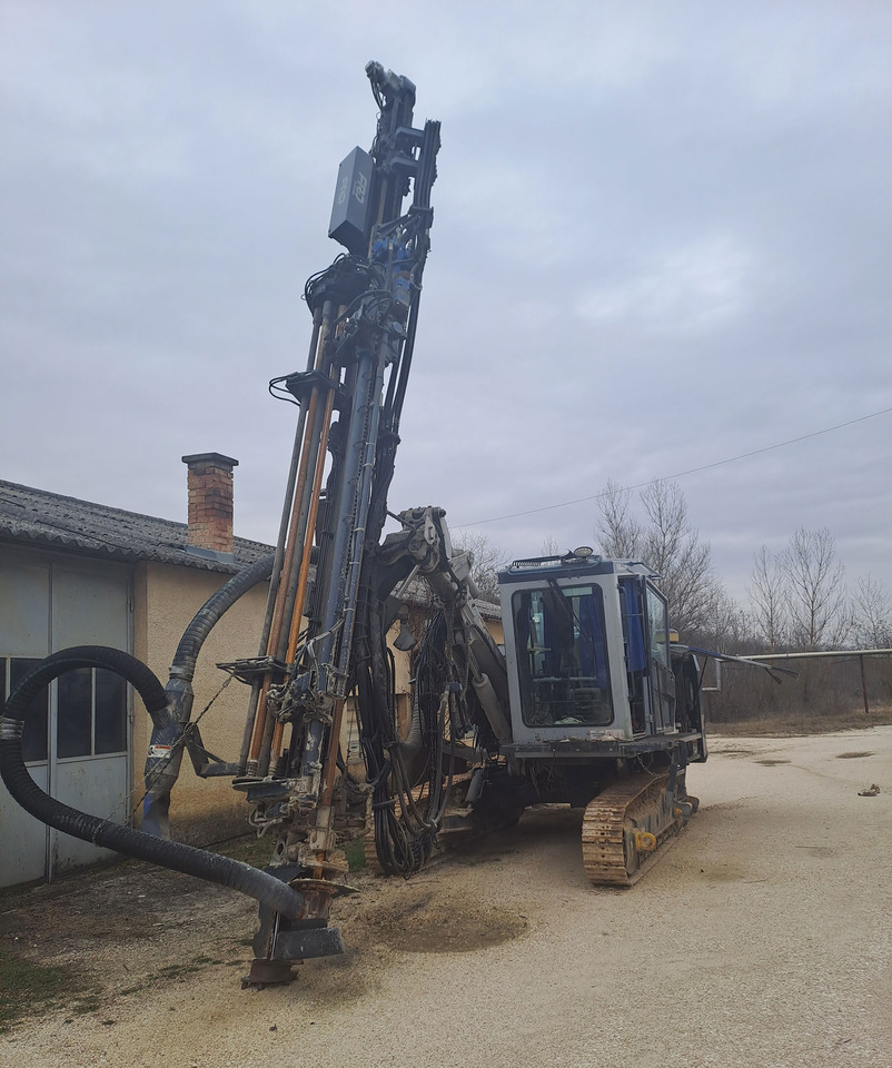 Furukawa HCR1450 - Буровая машина: фото 1 Furukawa HCR1450 - Буровая машина: фото 1