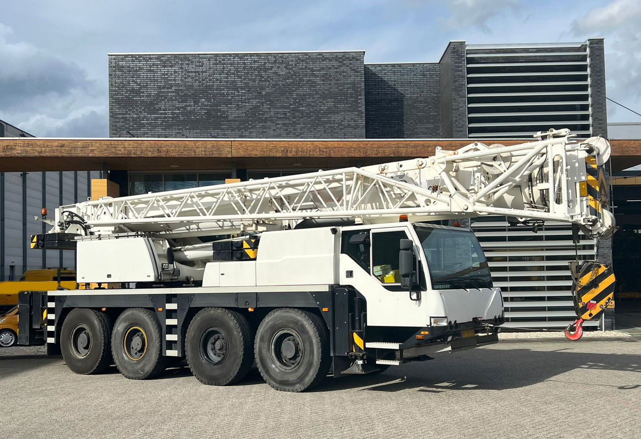 Liebherr LTM 1060-2 - Мобильный кран: фото 2 Liebherr LTM 1060-2 - Мобильный кран: фото 2