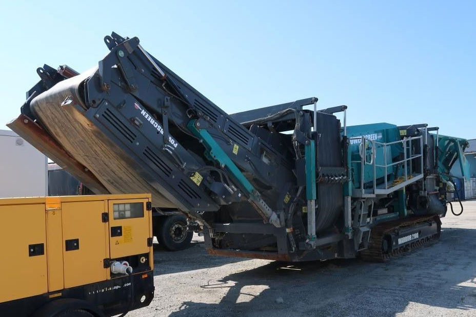 Powerscreen Warrior 2100 Triple Shaft - Грохот: фото 1 Powerscreen Warrior 2100 Triple Shaft - Грохот: фото 1