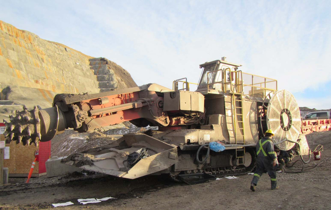Sandvik MT520 - Горнодобывающая техника: фото 1 Sandvik MT520 - Горнодобывающая техника: фото 1