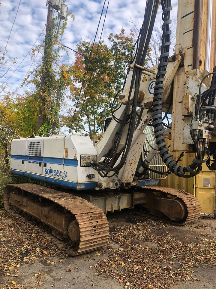 Soilmec SR-30 - Сваебойная установка: фото 1 Soilmec SR-30 - Сваебойная установка: фото 1