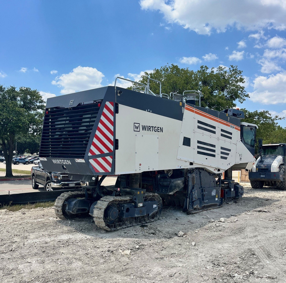 Wirtgen 220 SMI - Дорожная фреза: фото 3 Wirtgen 220 SMI - Дорожная фреза: фото 3