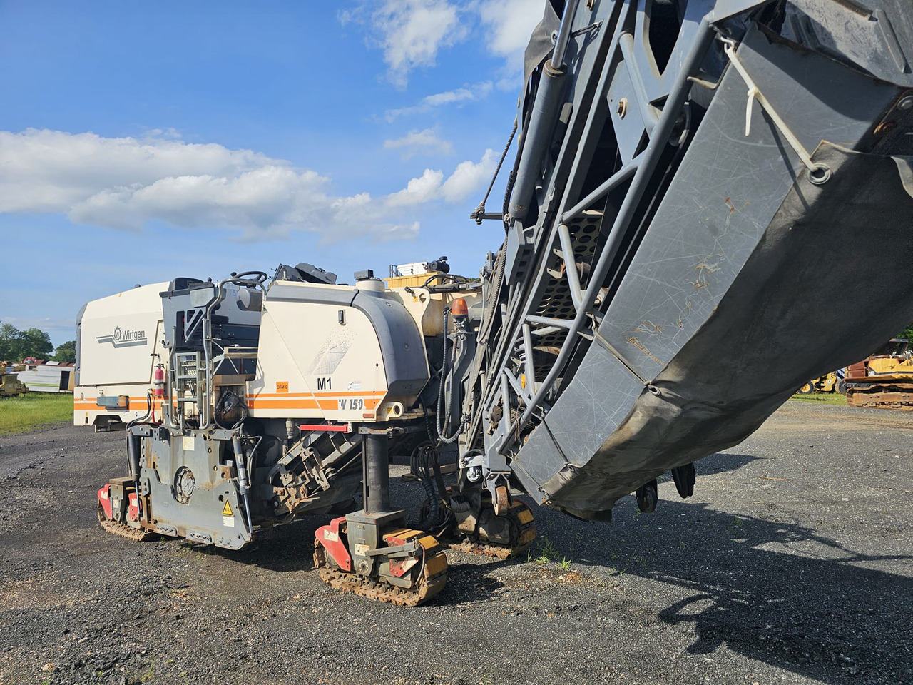 Wirtgen W 150 - Дорожная фреза: фото 1 Wirtgen W 150 - Дорожная фреза: фото 1