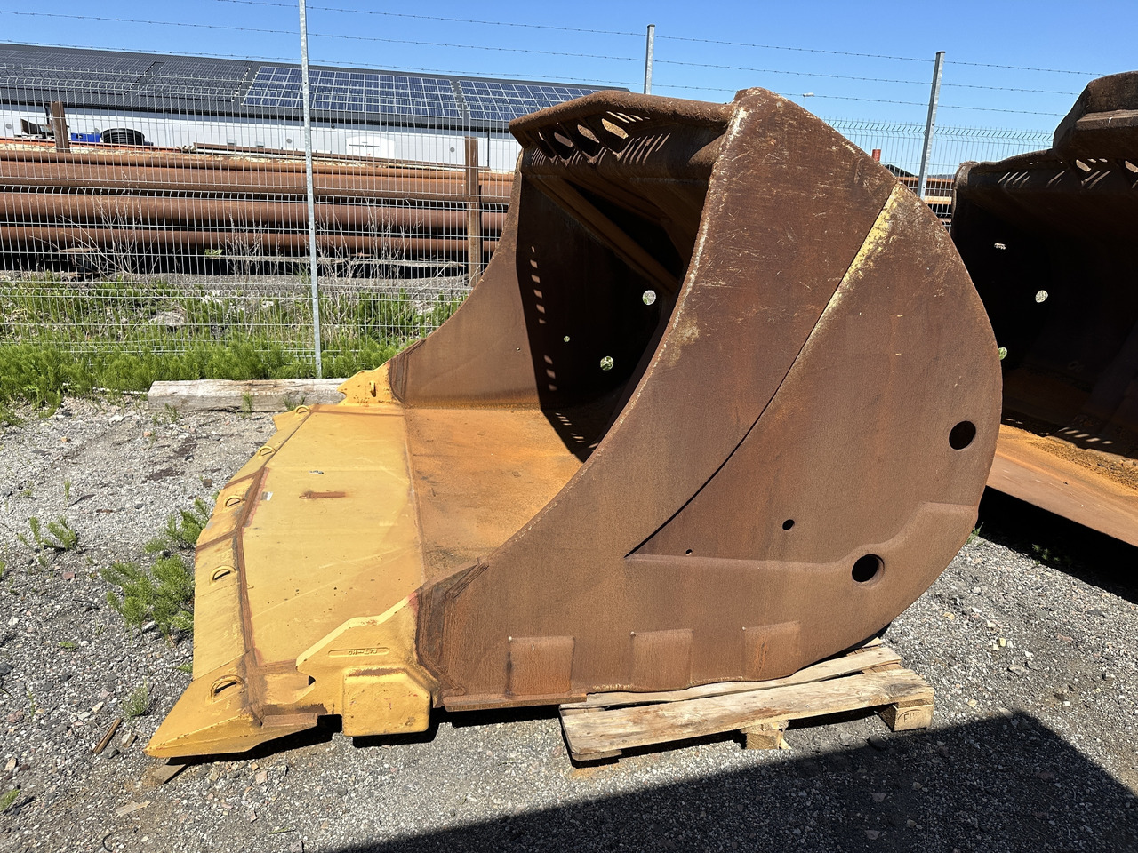 Caterpillar R2900 Underground mining loader bucket - Ковш для погрузчика для Колёсных погрузчиков: фото 1