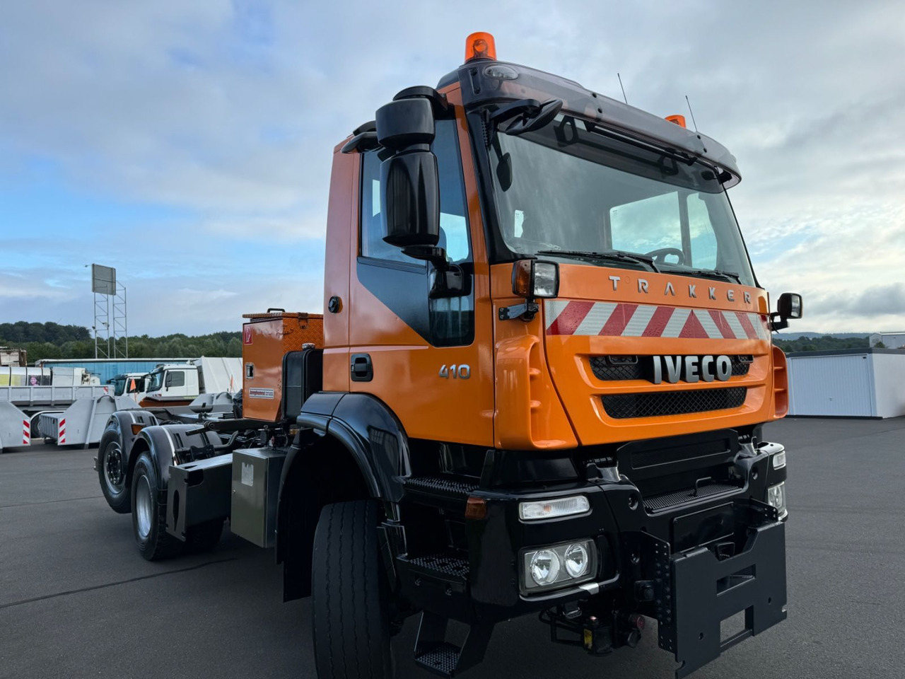Новый Самосвал Iveco Trakker 410 E 5 6x4/2 Winterdienst / Lift/Lenka. Iveco Trakker 410 E 5 6x4/2 Winterdienst / Lift/Lenka.: фото 10