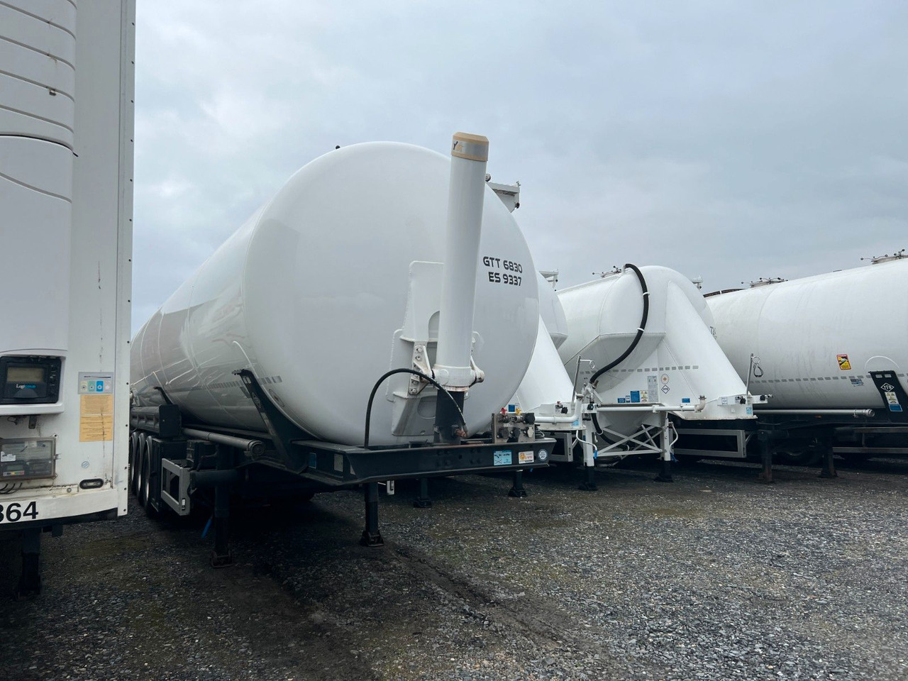 Feldbinder KIP 60.3 Feldbinder KIP 60.3 - Полуприцеп цистерна для сыпучих грузов: фото 1 Feldbinder KIP 60.3 Feldbinder KIP 60.3 - Полуприцеп цистерна для сыпучих грузов: фото 1