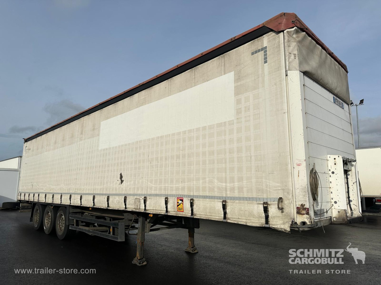 SCHMITZ Curtainsider Standard - Тентованный полуприцеп: фото 1 SCHMITZ Curtainsider Standard - Тентованный полуприцеп: фото 1