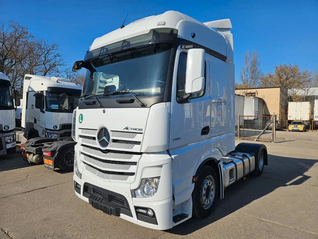 Mercedes-Benz Actros 1851 Mega, BigSpace, SoloStar Concept, 5 - Тягач: фото 1 Mercedes-Benz Actros 1851 Mega, BigSpace, SoloStar Concept, 5 - Тягач: фото 1