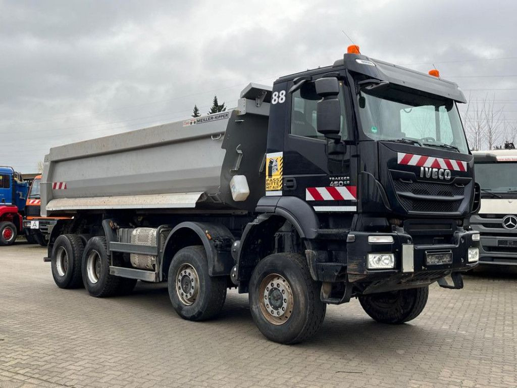 Iveco TRACKER AD450TW 4 Achs Muldenkipper Meiller - Самосвал: фото 2 Iveco TRACKER AD450TW 4 Achs Muldenkipper Meiller - Самосвал: фото 2