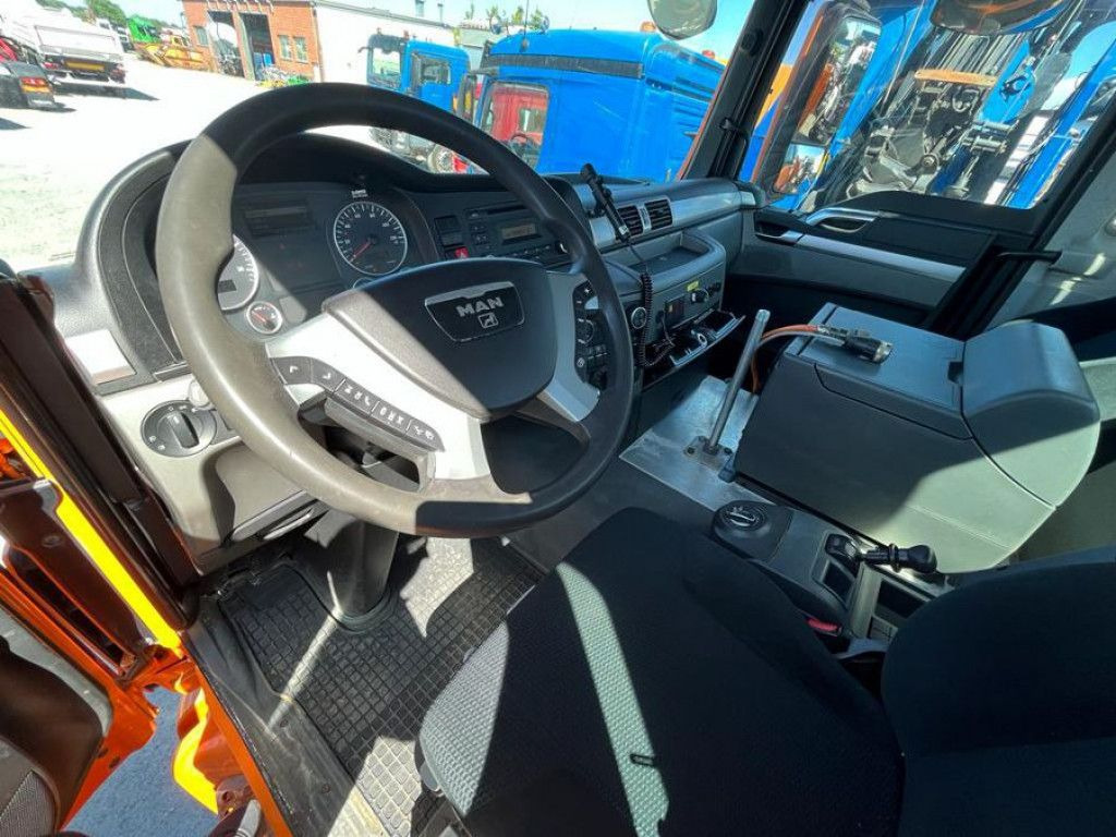 MAN TG-S 33.440 AK 6x6 3-Achs Allradkipper - Самосвал: фото 5 MAN TG-S 33.440 AK 6x6 3-Achs Allradkipper - Самосвал: фото 5