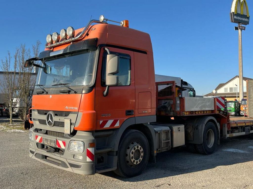 Mercedes-Benz Actros 1855 LS SZM V8/Kipphydraulik - Тягач: фото 1 Mercedes-Benz Actros 1855 LS SZM V8/Kipphydraulik - Тягач: фото 1