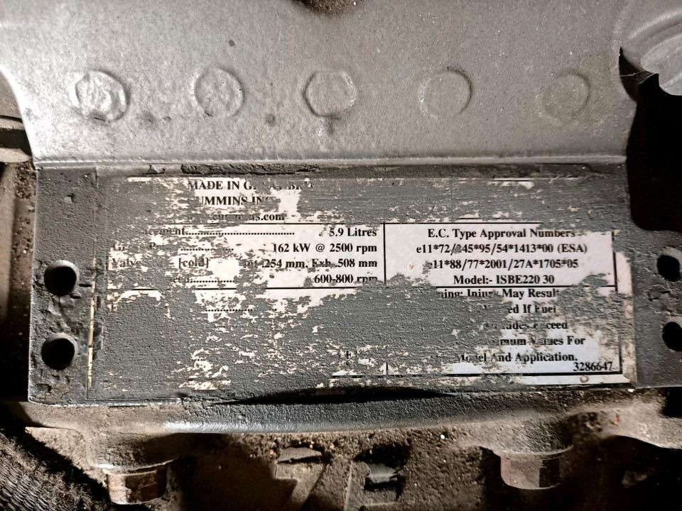 DAF Paccar Motor ISBE 220 30 21636605 - Запчасти: фото 1 DAF Paccar Motor ISBE 220 30 21636605 - Запчасти: фото 1