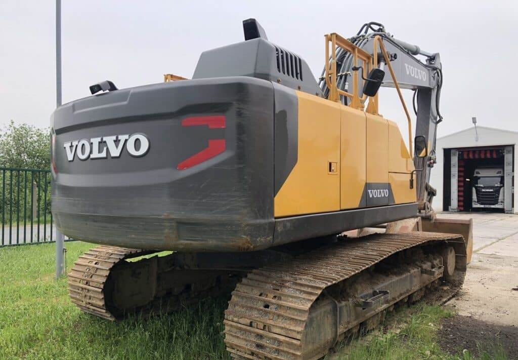 Volvo EC220EL - Гусеничный экскаватор: фото 2 Volvo EC220EL - Гусеничный экскаватор: фото 2