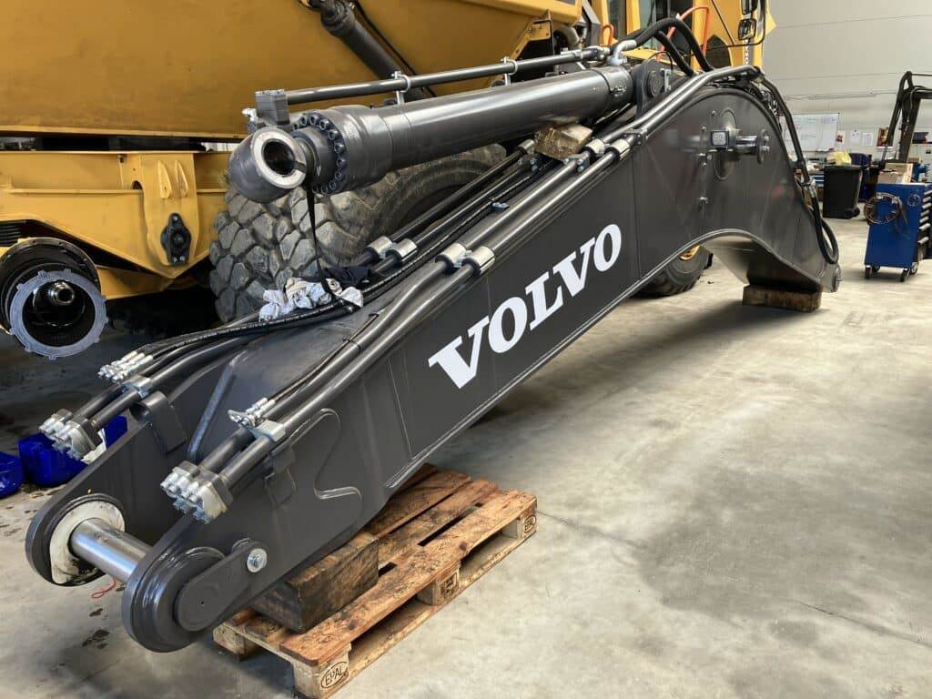 Volvo EC380E Ausleger HD - Стрела для Строительной техники: фото 1 Volvo EC380E Ausleger HD - Стрела для Строительной техники: фото 1