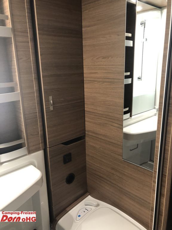 Полуинтегрированный автодом Knaus Van TI 640 MEG VANSATION MAN Abstandstempomat: фото 13
