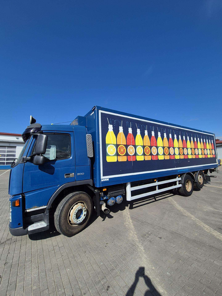 VOLVO FM9 - Грузовик с закрытым кузовом: фото 1 VOLVO FM9 - Грузовик с закрытым кузовом: фото 1