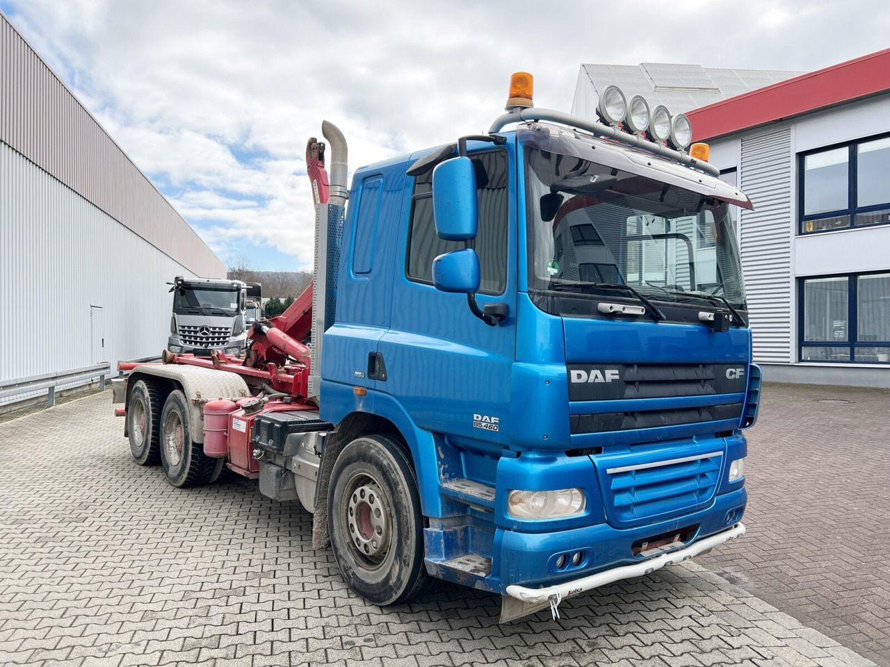 DAF AT 85.460 6x4 AT 85.460 6x4, Abrollkipper Palfinger T20 - Крюковой мультилифт: фото 4 DAF AT 85.460 6x4 AT 85.460 6x4, Abrollkipper Palfinger T20 - Крюковой мультилифт: фото 4