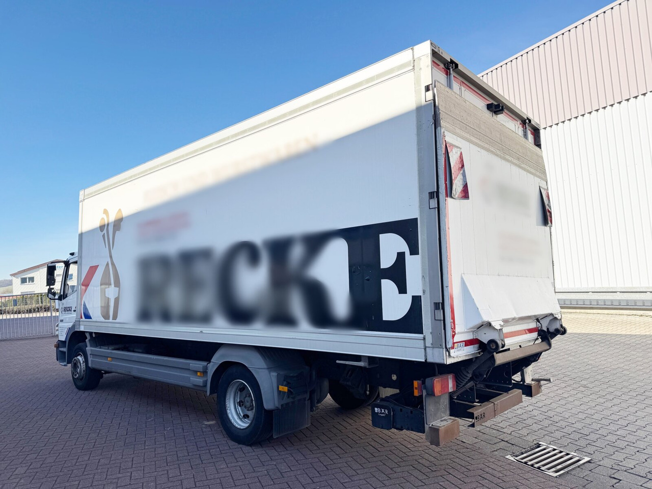 Mercedes-Benz Atego 1222 L 4x2 Atego 1222 L 4x2, Kühlkoffer, ThermoKing, Trennwand, LBW BÄR - Грузовик: фото 3 Mercedes-Benz Atego 1222 L 4x2 Atego 1222 L 4x2, Kühlkoffer, ThermoKing, Trennwand, LBW BÄR - Грузовик: фото 3