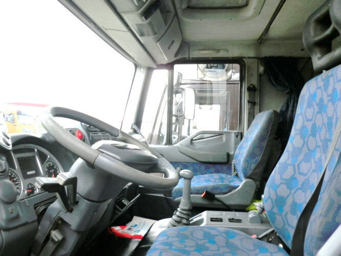Iveco EuroCargo 75 E 17/4x2 EuroCargo 75 E 17/4x2, 6x VORHANDEN! - Грузовик с закрытым кузовом: фото 5 Iveco EuroCargo 75 E 17/4x2 EuroCargo 75 E 17/4x2, 6x VORHANDEN! - Грузовик с закрытым кузовом: фото 5
