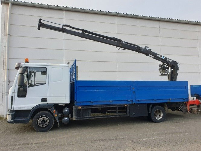 Iveco EuroCargo 80E 18 4x2 Euro Cargo ML 80 E 18, Hiab Kran 060-2 - Автоманипулятор, Грузовик бортовой/ Платформа: фото 5 Iveco EuroCargo 80E 18 4x2 Euro Cargo ML 80 E 18, Hiab Kran 060-2 - Автоманипулятор, Грузовик бортовой/ Платформа: фото 5
