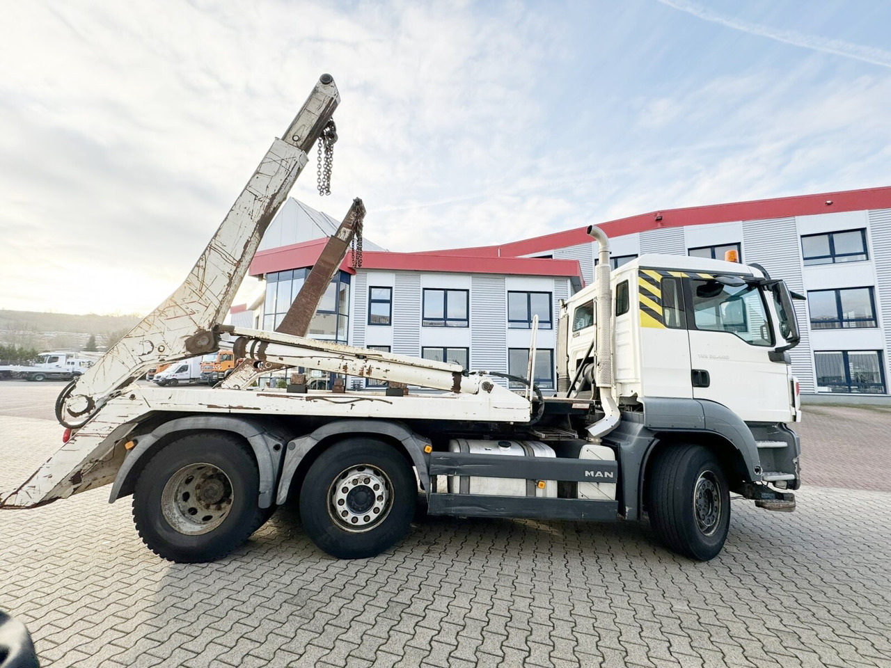 MAN TGS 26.400 6x2/4 BL TGS 26.400 6x2/4 BL mit Vorlauflenk-/liftachse, Multilift в лизинг MAN TGS 26.400 6x2/4 BL TGS 26.400 6x2/4 BL mit Vorlauflenk-/liftachse, Multilift: фото 8