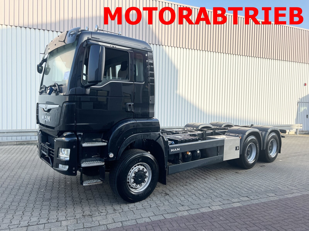 MAN TGS 26.500 6X6 BL TGS 26.500 6X6 BL, Intarder - Грузовик-шасси: фото 1 MAN TGS 26.500 6X6 BL TGS 26.500 6X6 BL, Intarder - Грузовик-шасси: фото 1