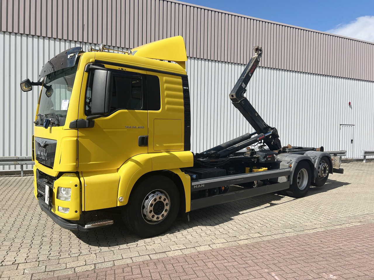 MAN TGX 26.480 6X2-2 LL TGX 26.480 6X2-2 LL, Intarder, Navi, Liftachse - Крюковой мультилифт: фото 1 MAN TGX 26.480 6X2-2 LL TGX 26.480 6X2-2 LL, Intarder, Navi, Liftachse - Крюковой мультилифт: фото 1