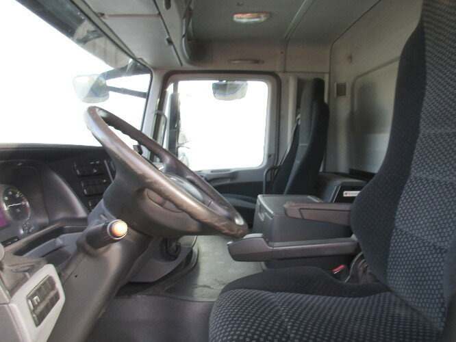 Mercedes-Benz Actros 1841L 4x2 1841L 4x2 Lück Getreidekipper, Retarder, MP3, 2x VORH.! в лизинг Mercedes-Benz Actros 1841L 4x2 1841L 4x2 Lück Getreidekipper, Retarder, MP3, 2x VORH.!: фото 7