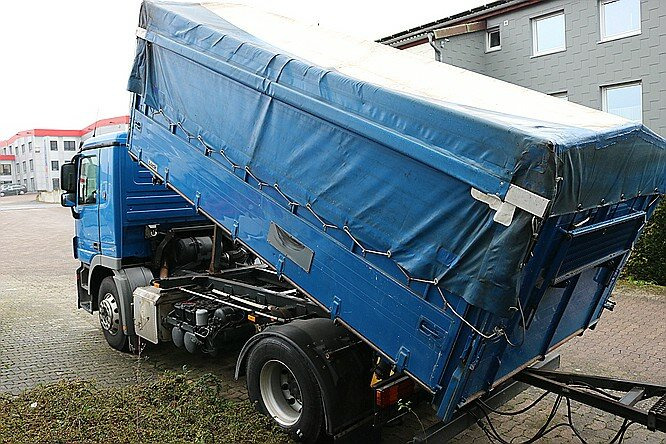 Mercedes-Benz Actros 1841L 4x2 1841L 4x2 Lück Getreidekipper, Retarder, MP3, 2x VORH.! в лизинг Mercedes-Benz Actros 1841L 4x2 1841L 4x2 Lück Getreidekipper, Retarder, MP3, 2x VORH.!: фото 15