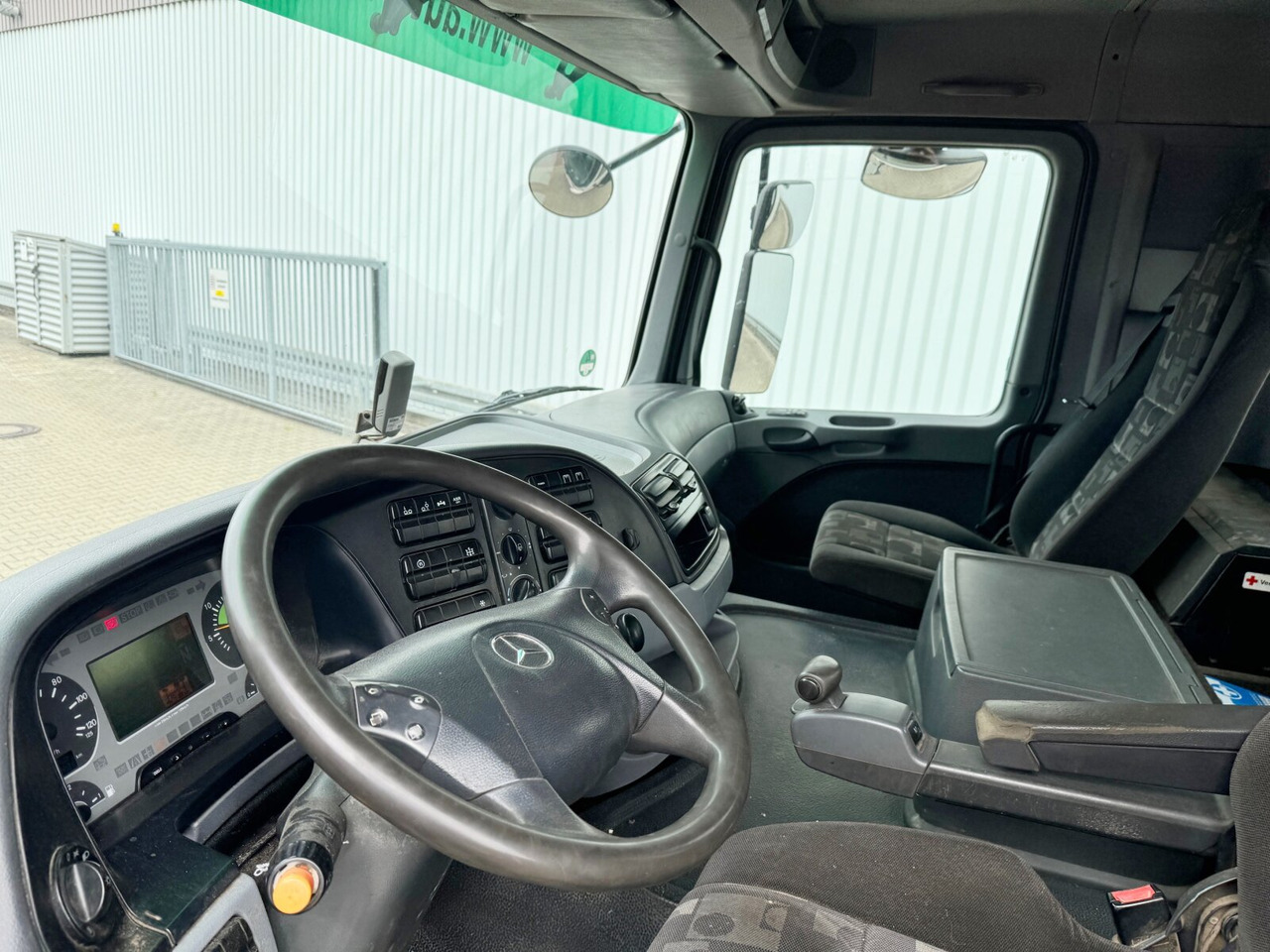 Mercedes-Benz Actros 2541 L 6x2 Actros 2541 L 6x2, Retader, Lenkachse - Крюковой мультилифт: фото 2 Mercedes-Benz Actros 2541 L 6x2 Actros 2541 L 6x2, Retader, Lenkachse - Крюковой мультилифт: фото 2