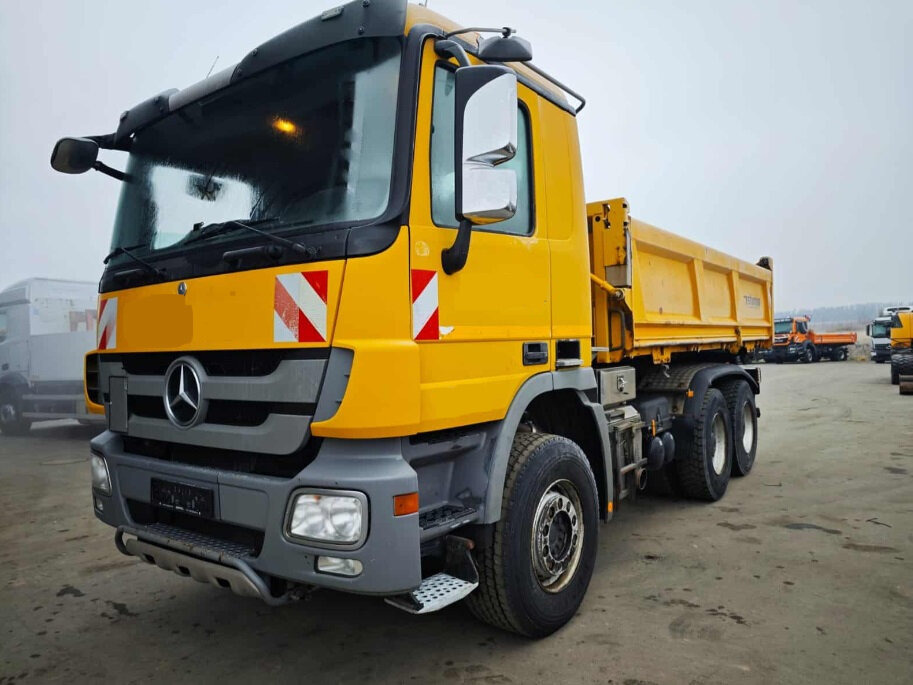Mercedes-Benz Actros 2646 6x4 - Самосвал: фото 1 Mercedes-Benz Actros 2646 6x4 - Самосвал: фото 1