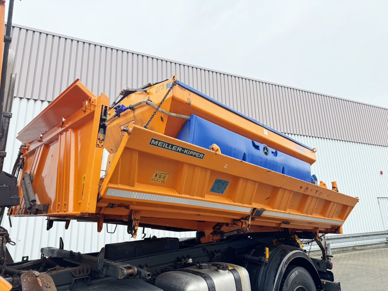 Mercedes-Benz Arocs 2036 AK 4x4 Arocs 2036 AK 4x4, Grounder, Motorabtrieb, Bordmatik, Winterdienstausstattung - Самосвал: фото 2 Mercedes-Benz Arocs 2036 AK 4x4 Arocs 2036 AK 4x4, Grounder, Motorabtrieb, Bordmatik, Winterdienstausstattung - Самосвал: фото 2