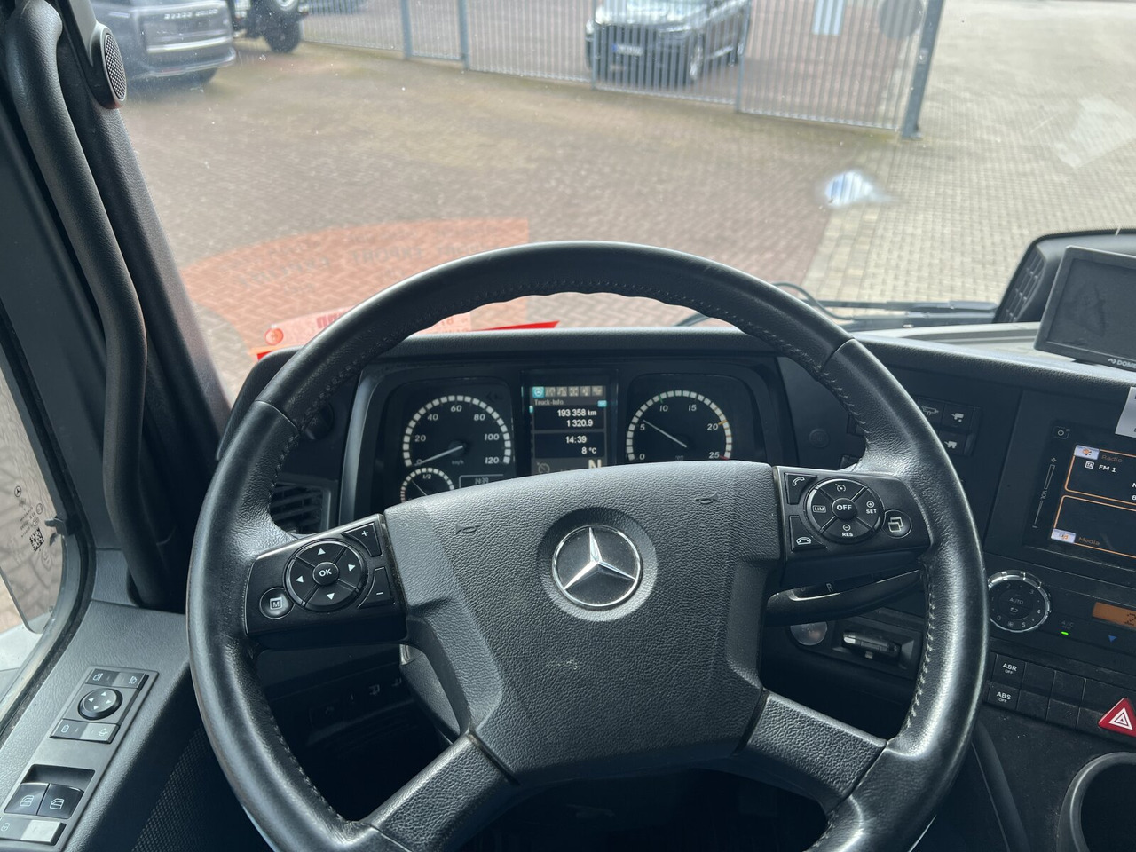Mercedes-Benz Arocs 3253 K 8x4/4 Arocs 3253 K 8x4/4, Retarder, Stahlmulde ca. 15m³, hydr. Heckklappenöffnung в лизинг Mercedes-Benz Arocs 3253 K 8x4/4 Arocs 3253 K 8x4/4, Retarder, Stahlmulde ca. 15m³, hydr. Heckklappenöffnung: фото 7