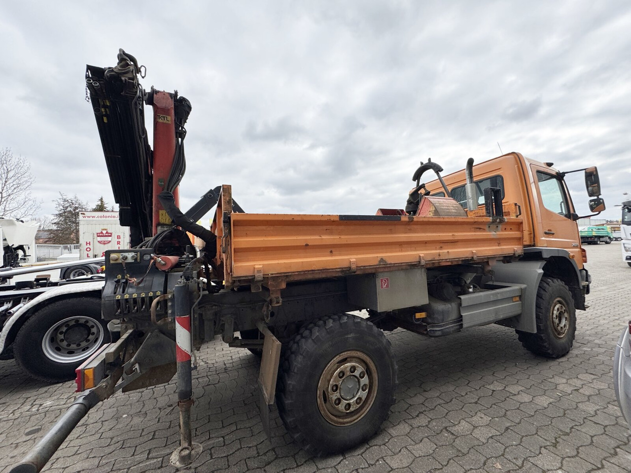 Mercedes-Benz Atego 1023 A 4x4 mit Unfallschaden! Atego 1023 A 4x4, Einzelbereifung, Heckkran Palfinger PK4501-B, Funk, UNFALLSCHADEN! в лизинг Mercedes-Benz Atego 1023 A 4x4 mit Unfallschaden! Atego 1023 A 4x4, Einzelbereifung, Heckkran Palfinger PK4501-B, Funk, UNFALLSCHADEN!: фото 9