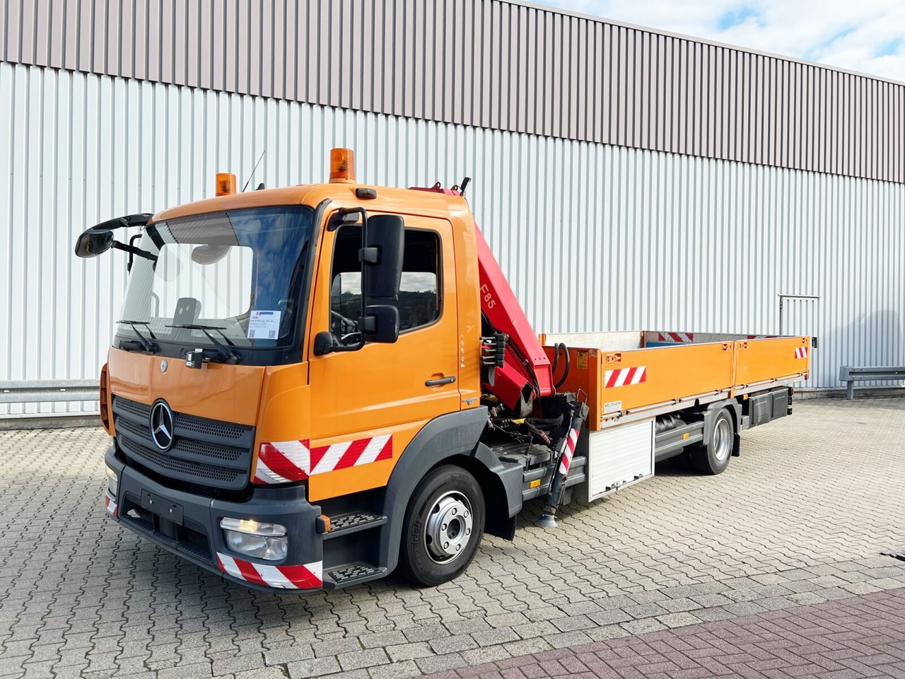 Mercedes-Benz Atego 1023 L 4x2 Atego 1023 L 4x2 mit Kran Fassi F85B.0.21 - Автоманипулятор, Грузовик бортовой/ Платформа: фото 1 Mercedes-Benz Atego 1023 L 4x2 Atego 1023 L 4x2 mit Kran Fassi F85B.0.21 - Автоманипулятор, Грузовик бортовой/ Платформа: фото 1