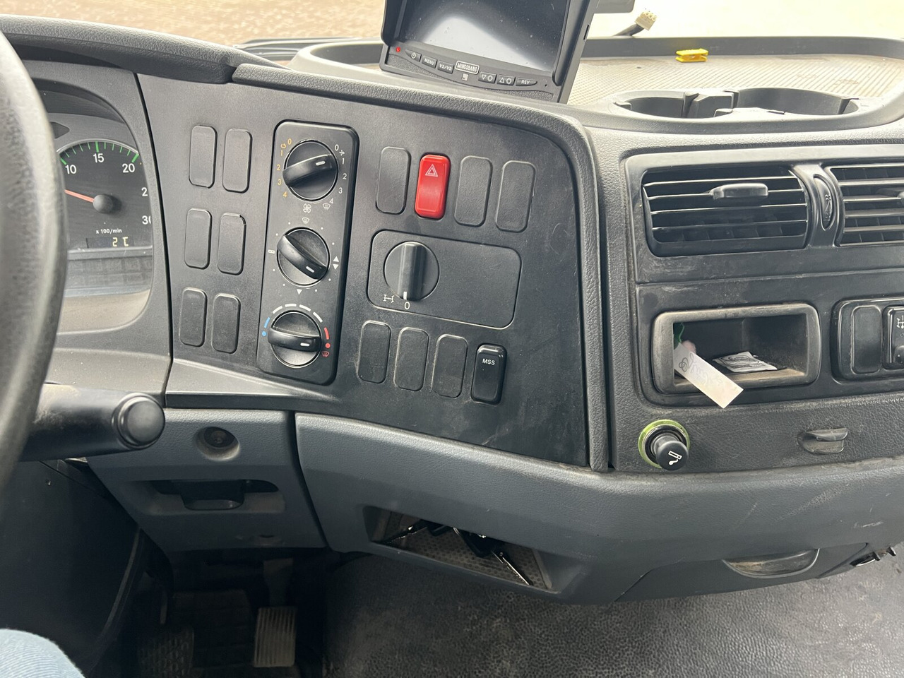 Mercedes-Benz Atego 1222 K 4x2 Atego 1222 K 4x2, 2x AHK - Самосвал: фото 4 Mercedes-Benz Atego 1222 K 4x2 Atego 1222 K 4x2, 2x AHK - Самосвал: фото 4