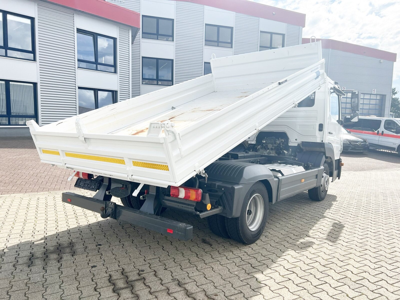 Mercedes-Benz Atego 818 K 4x2 Atego 818 K 4x2, 2x AHK, Meiller-Kipper, mehrfach Vorhanden! в лизинг Mercedes-Benz Atego 818 K 4x2 Atego 818 K 4x2, 2x AHK, Meiller-Kipper, mehrfach Vorhanden!: фото 9