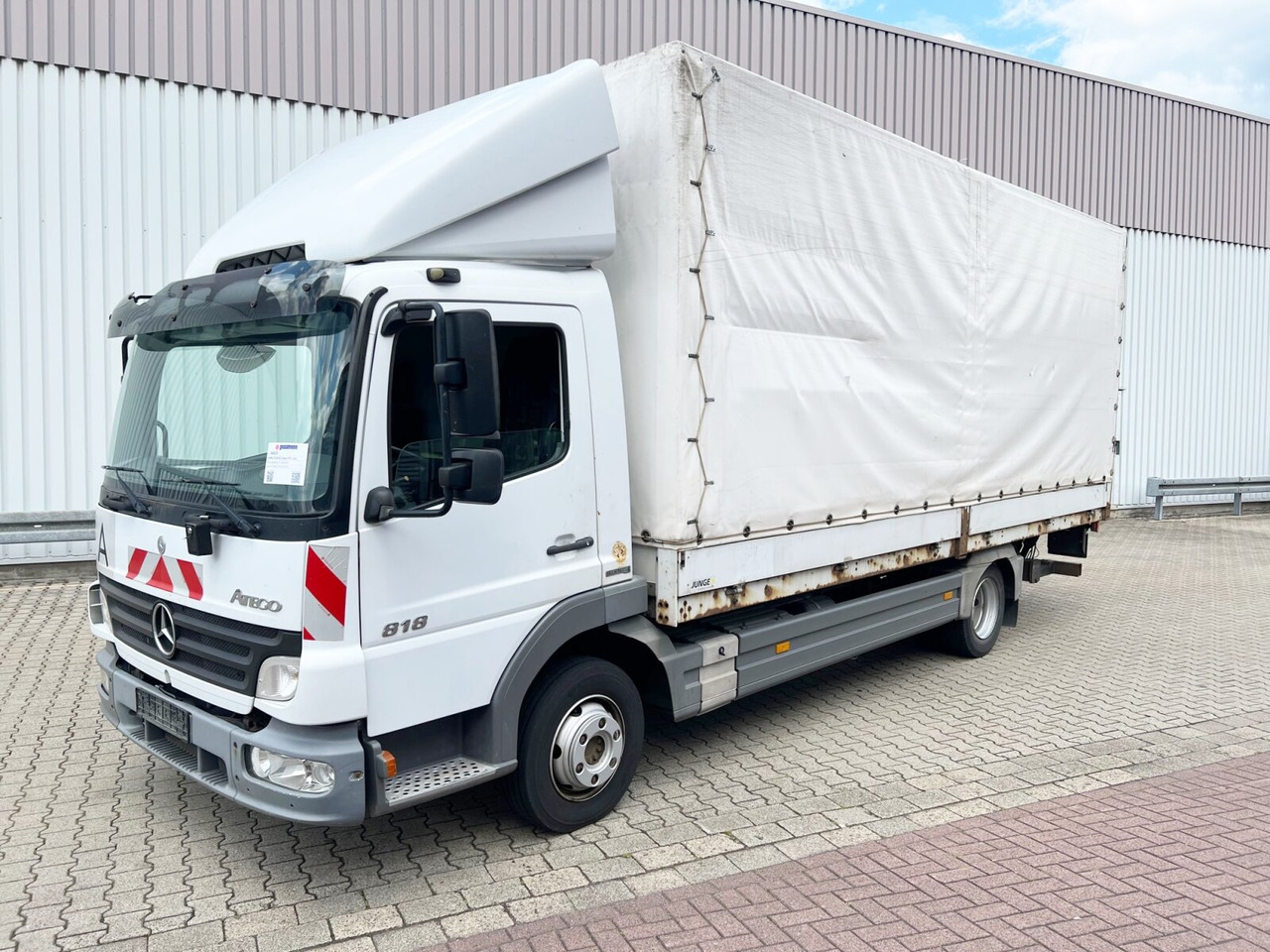 Mercedes-Benz Atego 818 L 4x2 Atego 818 L 4x2 mit LBW BÄR - Тентованный грузовик: фото 1 Mercedes-Benz Atego 818 L 4x2 Atego 818 L 4x2 mit LBW BÄR - Тентованный грузовик: фото 1