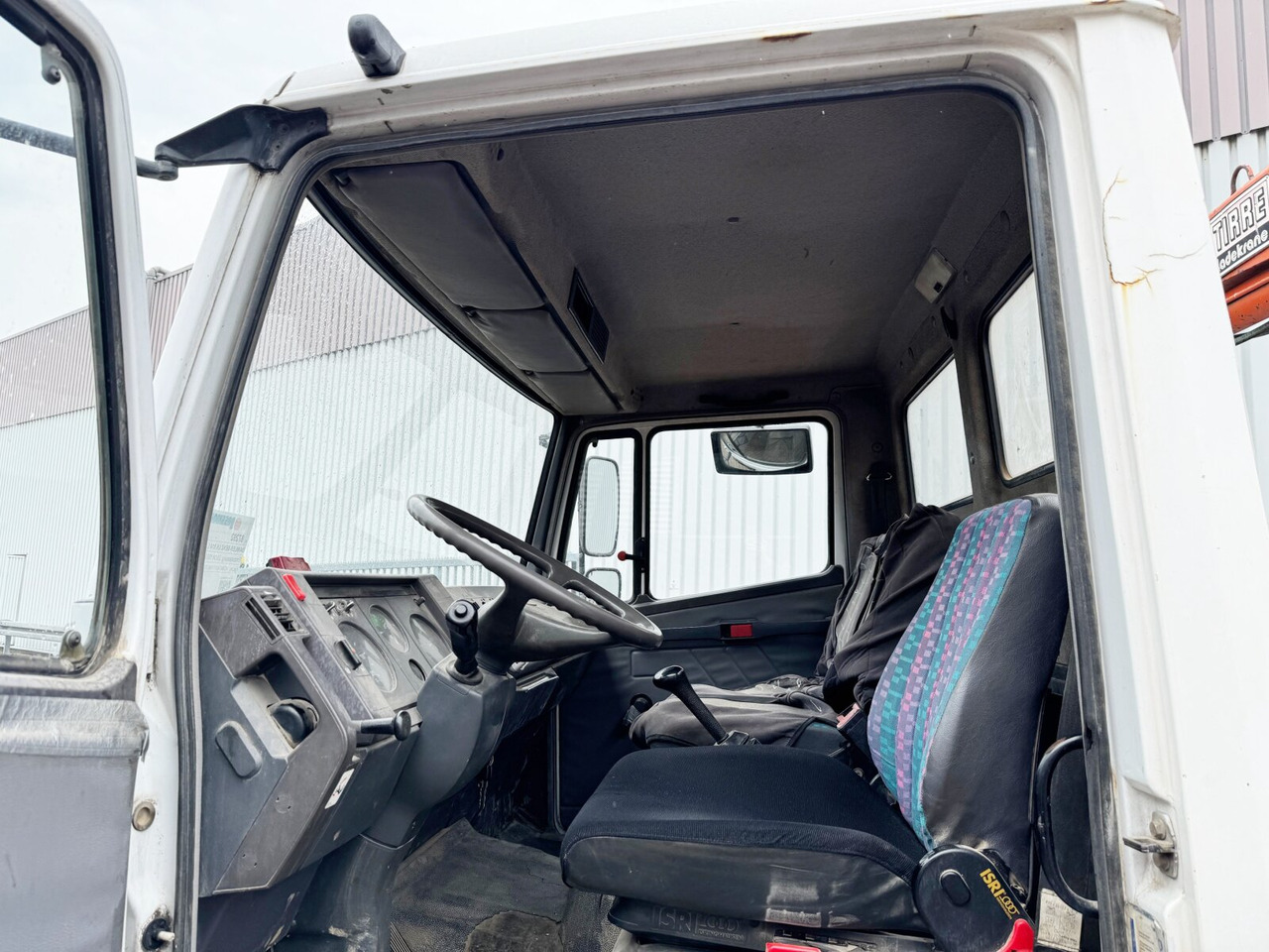 Mercedes-Benz LK 814 4x2 LK 814 4x2, 6-Zylinder, Kran Tirre Euro 35 - Автоманипулятор, Грузовик бортовой/ Платформа: фото 3 Mercedes-Benz LK 814 4x2 LK 814 4x2, 6-Zylinder, Kran Tirre Euro 35 - Автоманипулятор, Грузовик бортовой/ Платформа: фото 3