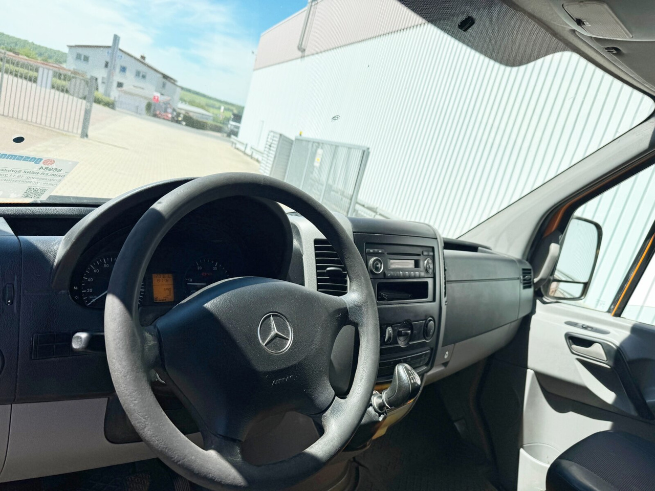 Mercedes-Benz Sprinter 313 CDI 4x4 Doka Sprinter 313 CDI 4x4 Doka - Малотоннажный бортовой грузовик, Грузопассажирский фургон: фото 2 Mercedes-Benz Sprinter 313 CDI 4x4 Doka Sprinter 313 CDI 4x4 Doka - Малотоннажный бортовой грузовик, Грузопассажирский фургон: фото 2
