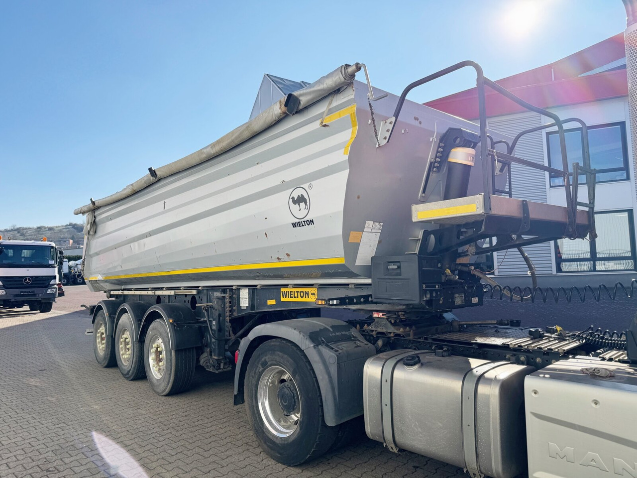 NW-3 NW-3, Liftachse, Stahlmulde ca. 24m³ - Полуприцеп: фото 1 NW-3 NW-3, Liftachse, Stahlmulde ca. 24m³ - Полуприцеп: фото 1