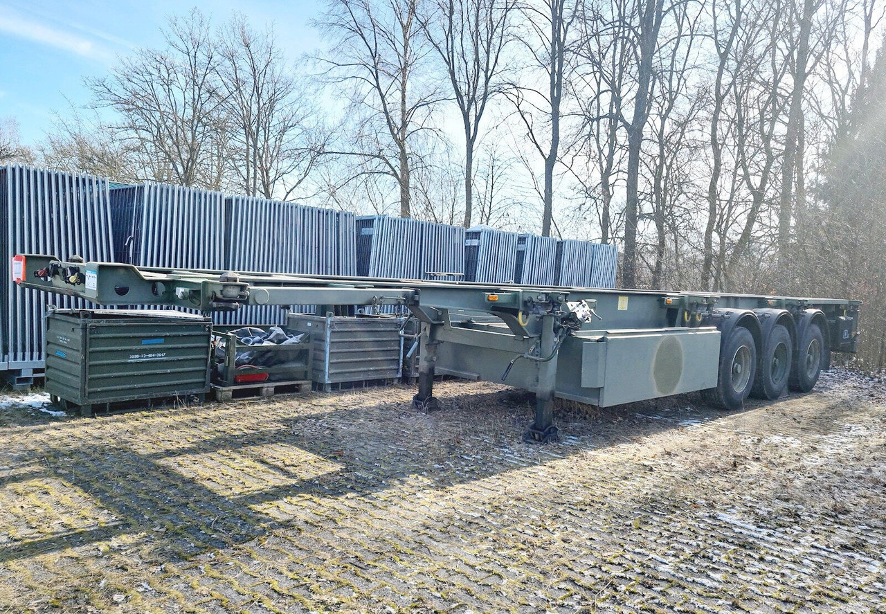 Schmitz Cargobull SCF 24 Containerchassis SCF 24 Containerchassis, 2x20/20/30/40ft, Ex-! - Полуприцеп: фото 1 Schmitz Cargobull SCF 24 Containerchassis SCF 24 Containerchassis, 2x20/20/30/40ft, Ex-! - Полуприцеп: фото 1