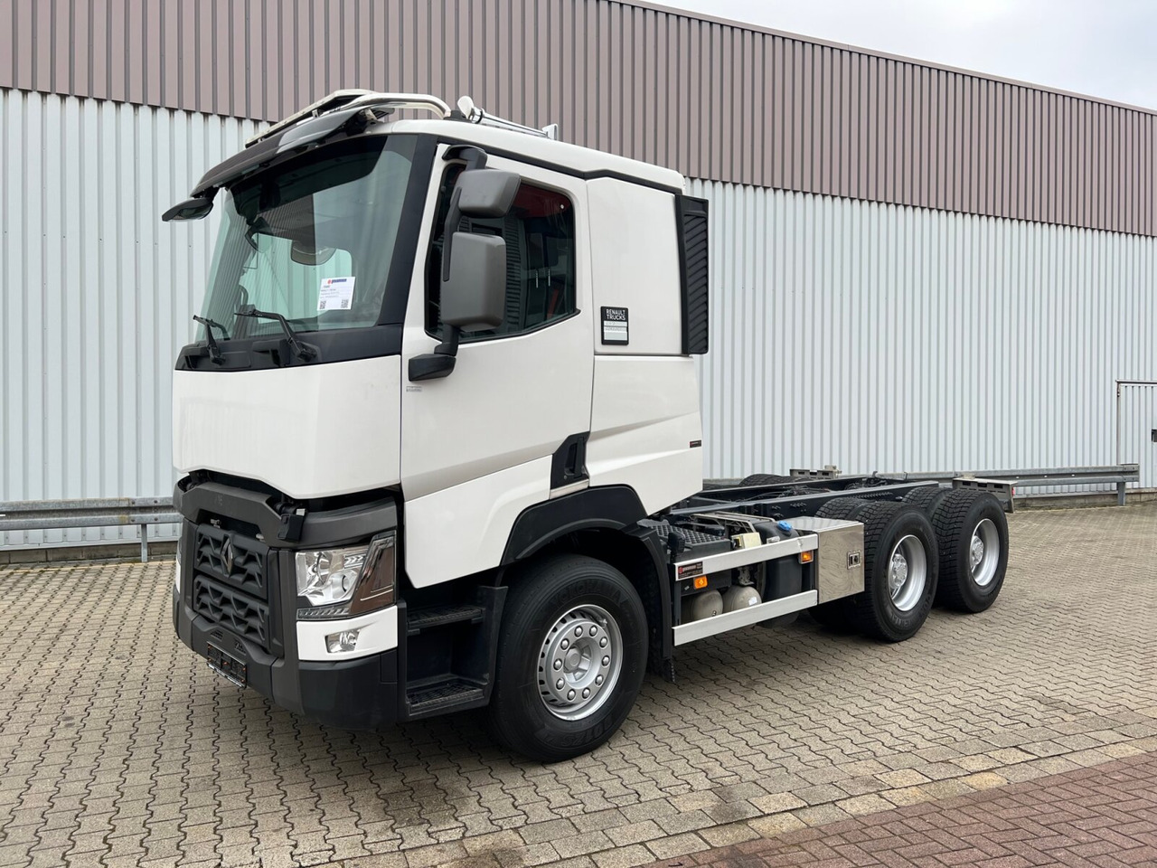 Renault C 520 6x4 C 520 6x4, Retarder, Nebenantrieb - Грузовик-шасси: фото 1 Renault C 520 6x4 C 520 6x4, Retarder, Nebenantrieb - Грузовик-шасси: фото 1