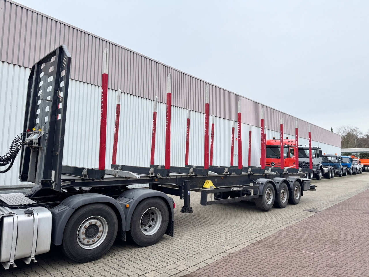 Schwarzmüller 3-Achs Holzauflieger 3-Achs Holzauflieger, Liftachse, MEHRFACH VORHANDEN! - Полуприцеп лесовоз: фото 1 Schwarzmüller 3-Achs Holzauflieger 3-Achs Holzauflieger, Liftachse, MEHRFACH VORHANDEN! - Полуприцеп лесовоз: фото 1