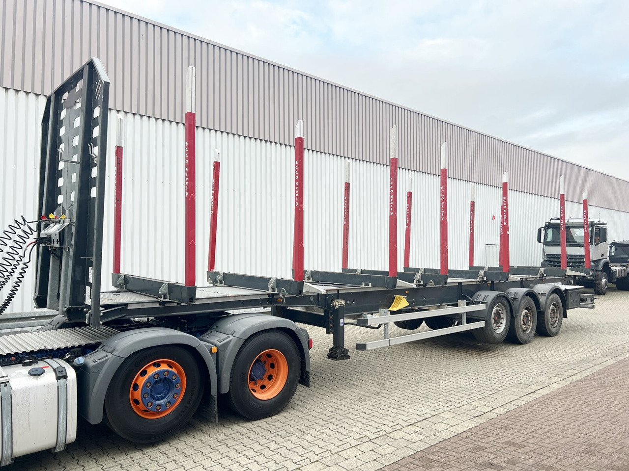 Schwarzmüller 3-Achs Holzauflieger 3-Achs Holzauflieger, Liftachse, MEHRFACH VORHANDEN! - Полуприцеп лесовоз: фото 1 Schwarzmüller 3-Achs Holzauflieger 3-Achs Holzauflieger, Liftachse, MEHRFACH VORHANDEN! - Полуприцеп лесовоз: фото 1