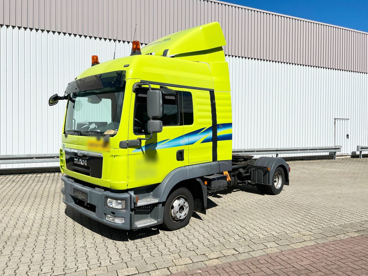 MAN TGL 8.220 4X2 BL TGL 8.220 4X2 BL - Тягач: фото 1