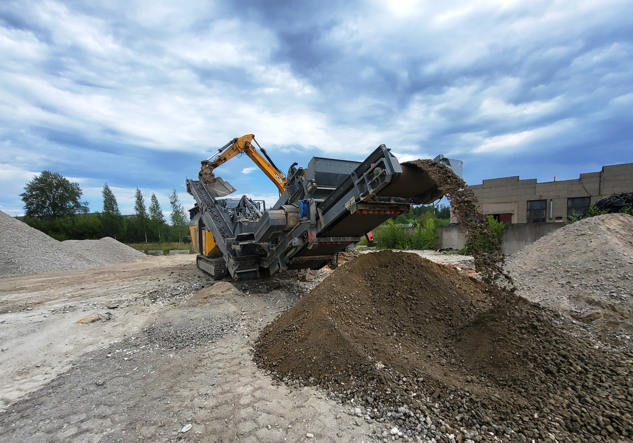 RUBBLE MASTER RM90GO! + MS95GO! - Мобильная дробилка: фото 3 RUBBLE MASTER RM90GO! + MS95GO! - Мобильная дробилка: фото 3
