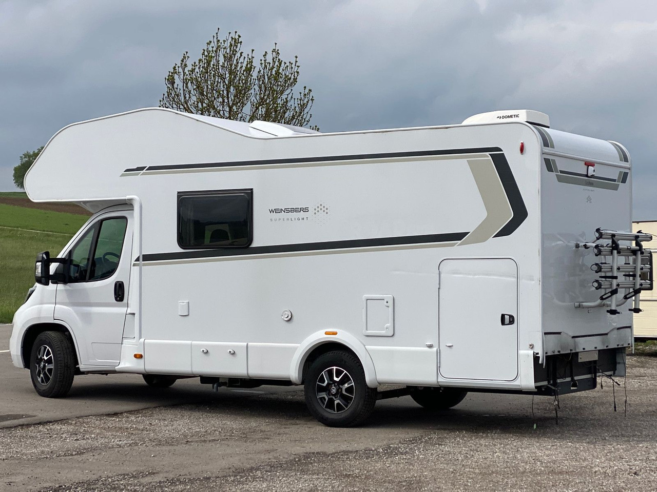 Weinsberg CaraHome 650 DG Markise / Heckträger /Navi+RFK - Альковный автодом: фото 3 Weinsberg CaraHome 650 DG Markise / Heckträger /Navi+RFK - Альковный автодом: фото 3